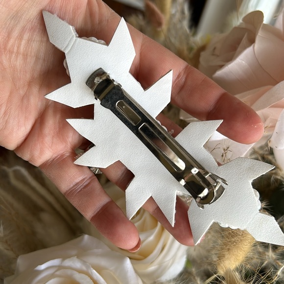 BNWOT A|X Armani Exchange Set Silk Cami, Sequin Layered Top with Hair Clip - Picture 13 of 15